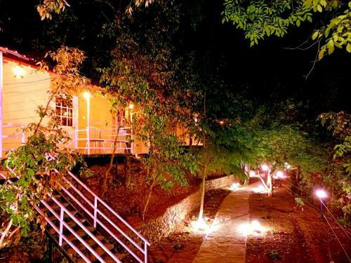 Hotel Aaroham Resort, Shimla