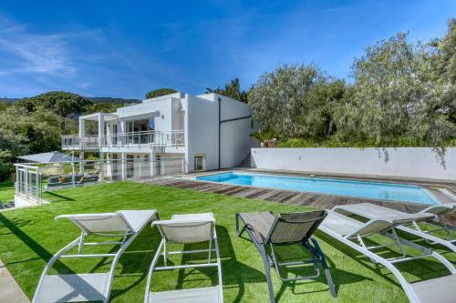 Belle Villa Contemporaine Avec Vue Mer