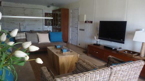 Apartamento Es Castell 05 By Riera Rossello