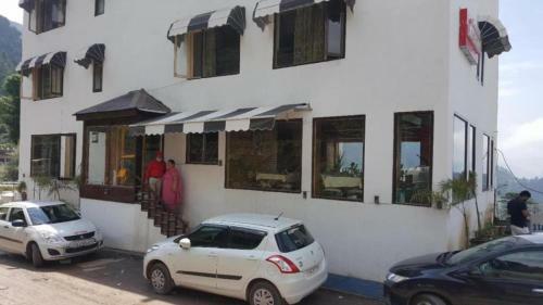 Hotel Krystal & Restaurant