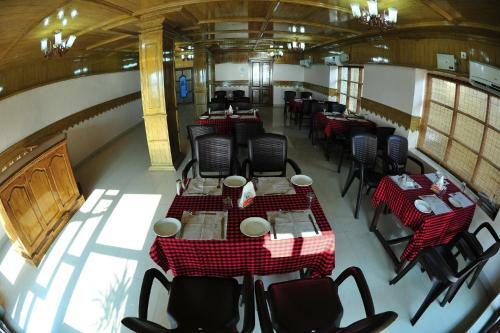Hotel Searock Beach Resort