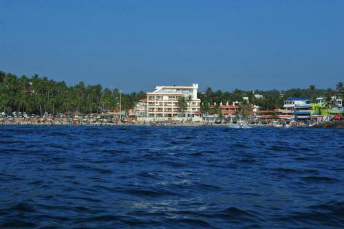 Hotel Searock Beach Resort