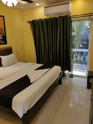 Hotel Adam's Beach Resort By Banda Trips