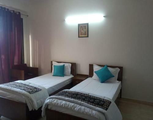 Hostal Sai Residences