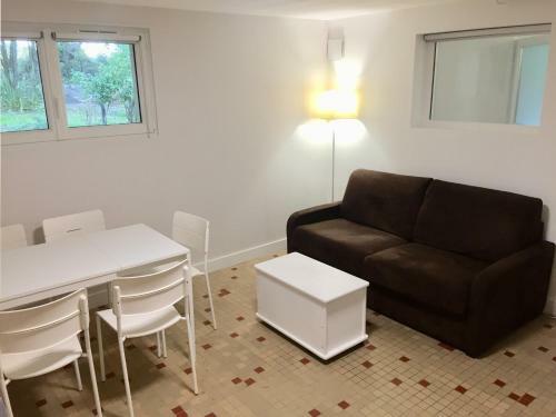 Petit G�te � La Basse-for�t