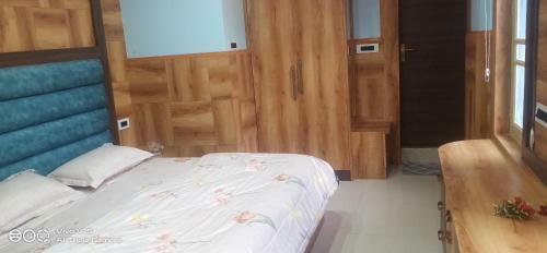 Samar Holiday Inn