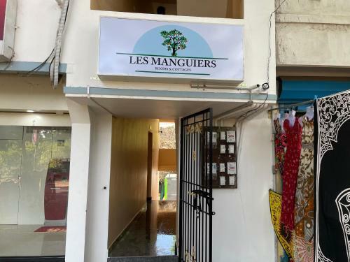 Hostal Les Manguiers Rooms And Cottages