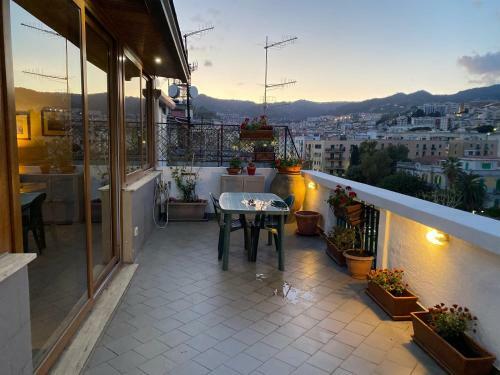 Apartamento Casa Mal�