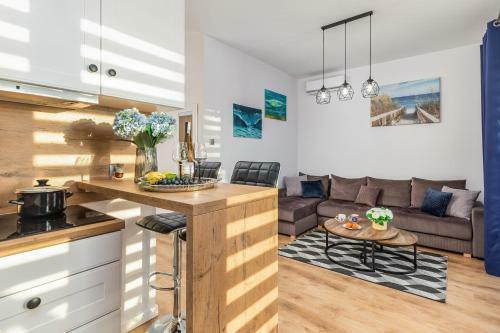 Blue Wave Apartment By Renters