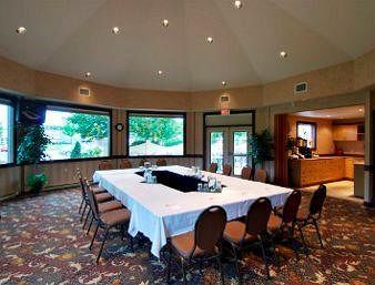 Ramada Penticton Hotel And Suites