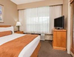 Ramada Penticton Hotel And Suites