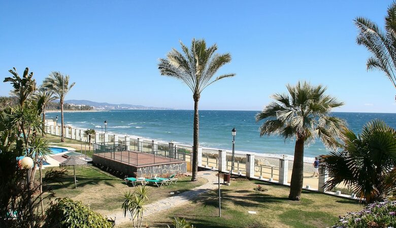Coral Beach Aparthotel