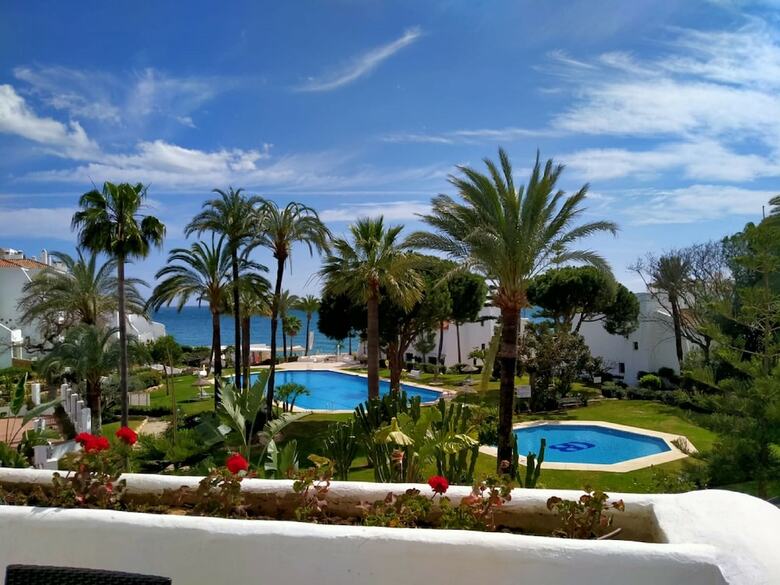 Coral Beach Aparthotel