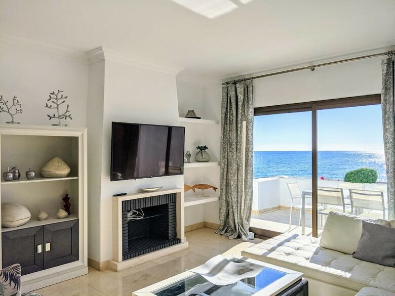 Coral Beach Aparthotel