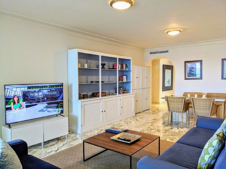 Coral Beach Aparthotel