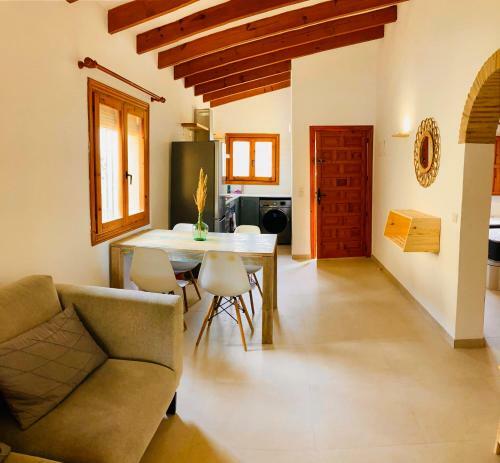 Apartamento Con Terraza En Complejo Con 2 Piscinas
