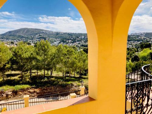 Apartamento Con Terraza En Complejo Con 2 Piscinas