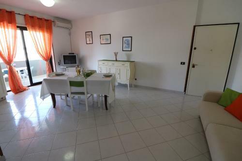 Gi� Otranto Holiday Home For 6 People