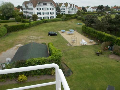 Hotel Approach
