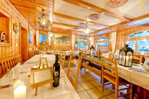 Hostal Pension Aaron Am See