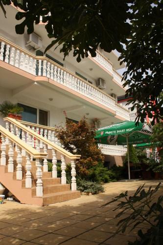Hostal Villa Amadeus