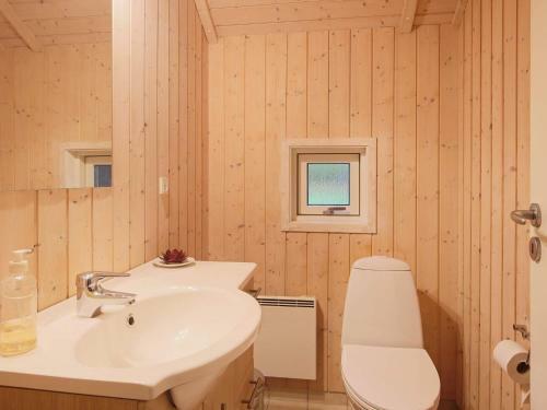 Holiday Home H�jby XX