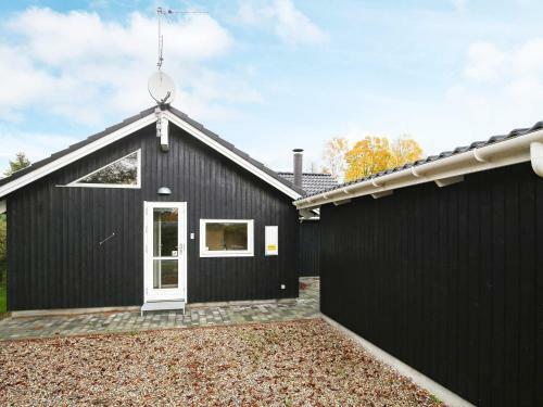 Holiday Home H�jby XX