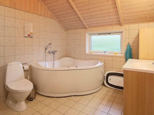 Holiday Home H�jby XX