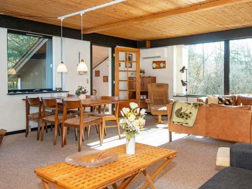 Holiday Home Ringk�bing Lix