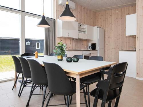 Holiday Home Ringk�bing Lv