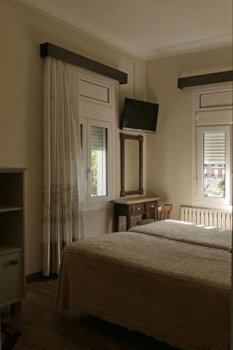 Hostal Canig�