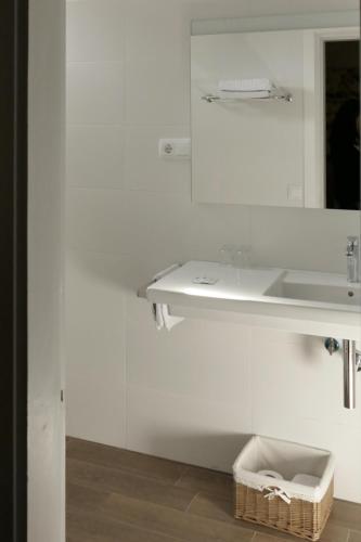 Hostal Canig�
