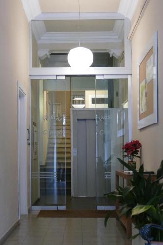 Hostal Canig�