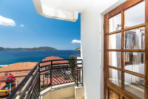 Hotel Sardunya Otel Arka B?na