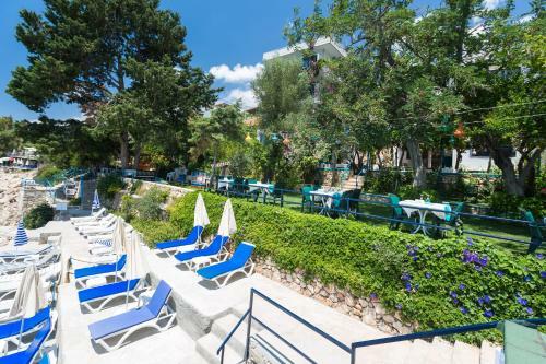 Hotel Sardunya Otel Arka B?na