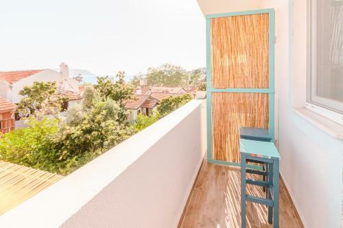 Kuytu Terrace Bed And Breakfast