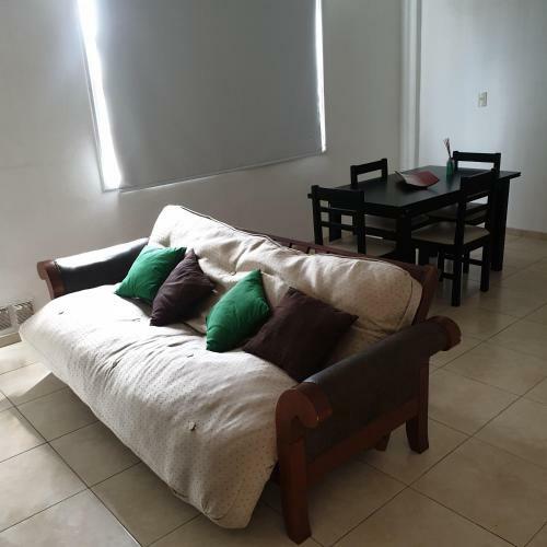 Do�a Nilda Aparts 2