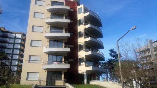 Apartamento Departamento "b" En Edificio Huarpes Gesell