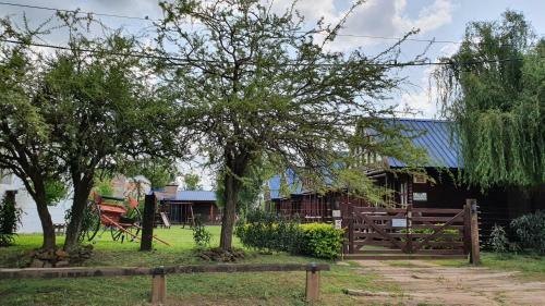 Lodge Caba�as Los Cenotes