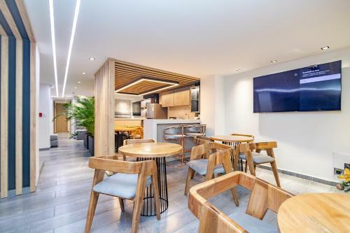 Hotel Ayenda Plaza Doce