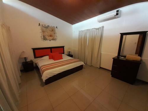 Hotel Lapas Volando