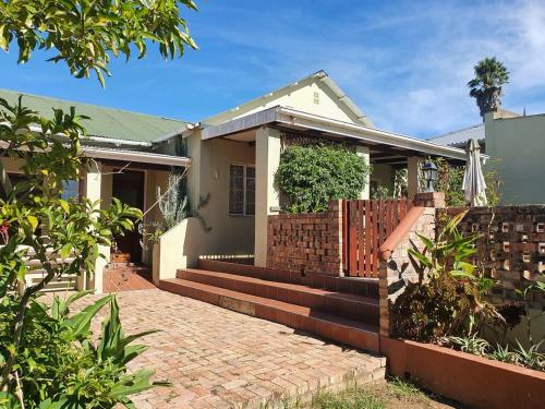 Hostal Oak Lodge Guest House