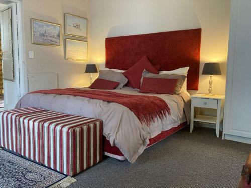 Hostal Brown Jug Guest House