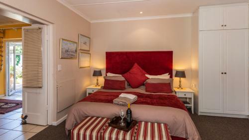 Hostal Brown Jug Guest House