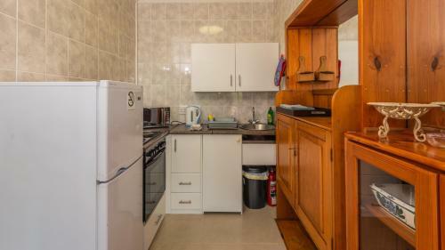 Hostal Brown Jug Guest House
