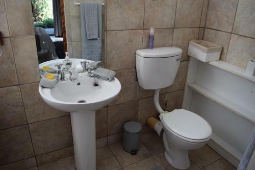 Hostal Due South Guest House