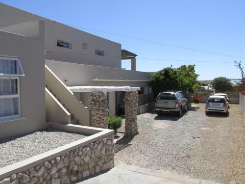Hostal Due South Guest House