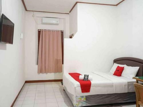 Hotel Reddoorz Plus @ Alun Alun Nganjuk