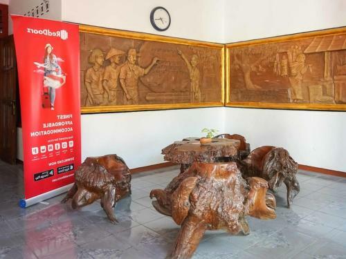 Hotel Reddoorz Plus @ Alun Alun Nganjuk