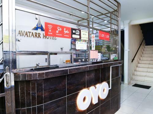 Oyo 44097 Avatarr Hotel